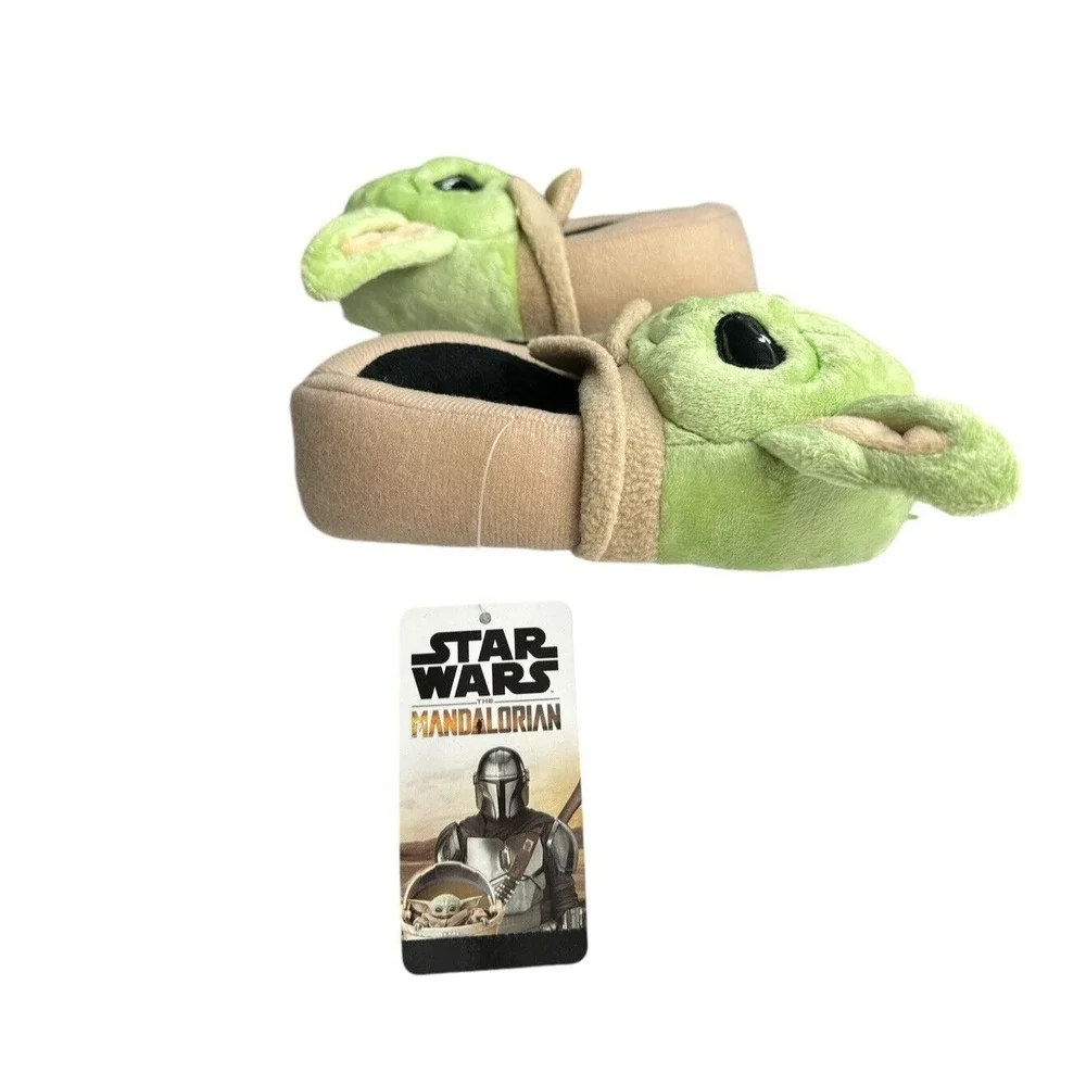 Star Wars Mandalorian Grogu Boys Slippers Size 7/8 Full Body Baby Yoda